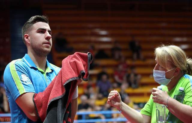 更用全场覆 更用全场覆